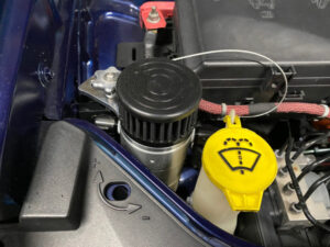 UPR Pro-Series 5050 Catch Can w/built in One Way Breather For Hellcat 6.2 Hemi Engines (15-Up)