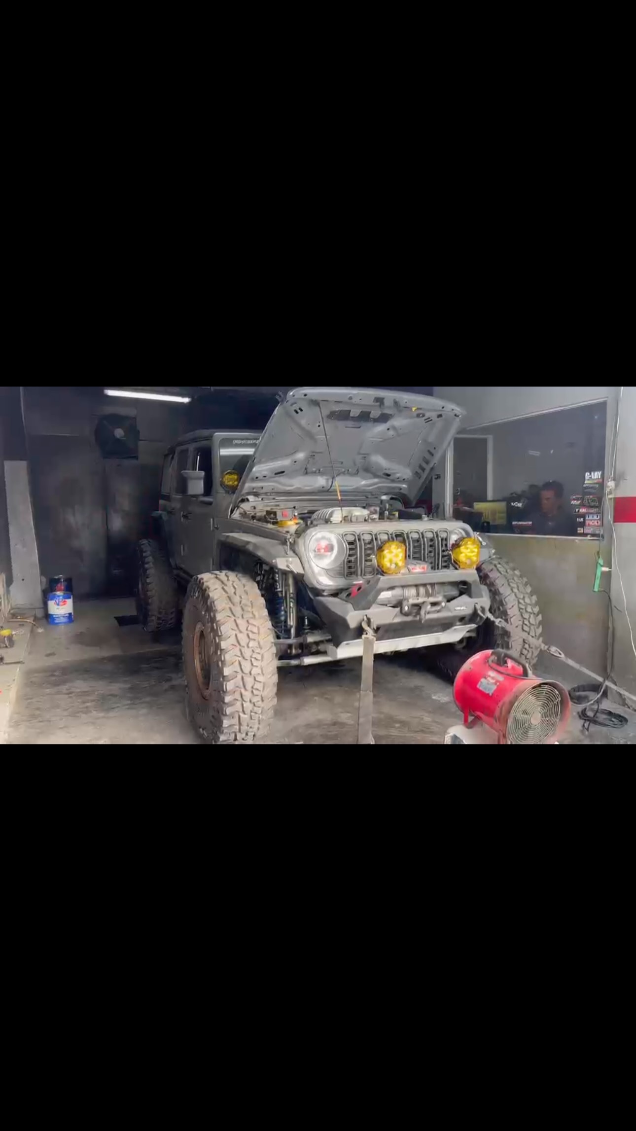 @sr_tecnik1 client , hellcat powered jeep in 🇩🇴 for the off road adventures 
🍪🥛
🏁🏁🏁🏁🏁 
@teamhellcatparts for all your part requests or online ordering .  If your shopping 🛍️ around we started with the parts so that being said we will beat any quote you have received outside of @team_hellcat and @jackfabperformance 

@jackfabperformance if your in Texas this is our second location 
Anything Mopar related we’re a phone call away! 
(917) 808-7779 
____________________________________________________
Get the best advice for your build and deals on parts you wont find anywhere else! 
Only @ www.TeamHellcat.com
____________________________________________________
.
.
.
.
.
#emp #Dodge #mopar #srt hellcat charger hemi cars srt8 e85 like procharger follow nitrous thatsmydodge dodgeofficial likeback demon racecar racing rt followback track Chrysler moparornocar carporn musclecar instacar supercarsdailydaily700